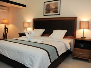 Al Ra'ed Hotel Suites