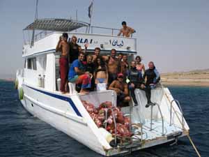 Dive Aqaba Clean up team
