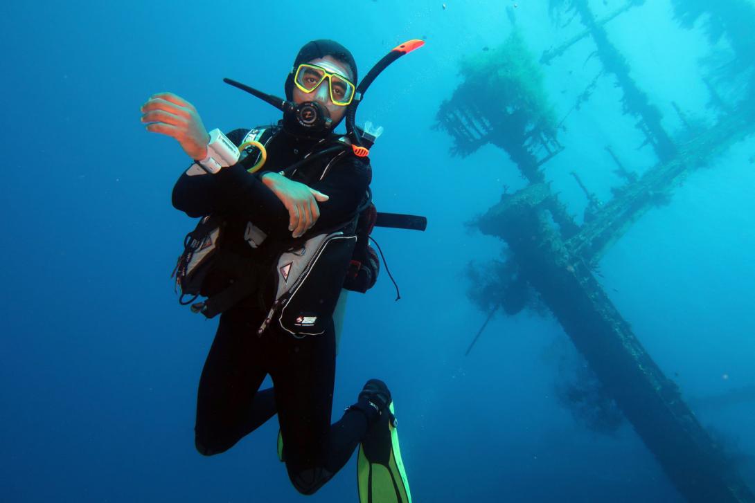 Wreck Diver